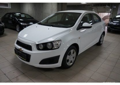 Аренда Chevrolet Aveo 1.6 АТ 2015 Белый